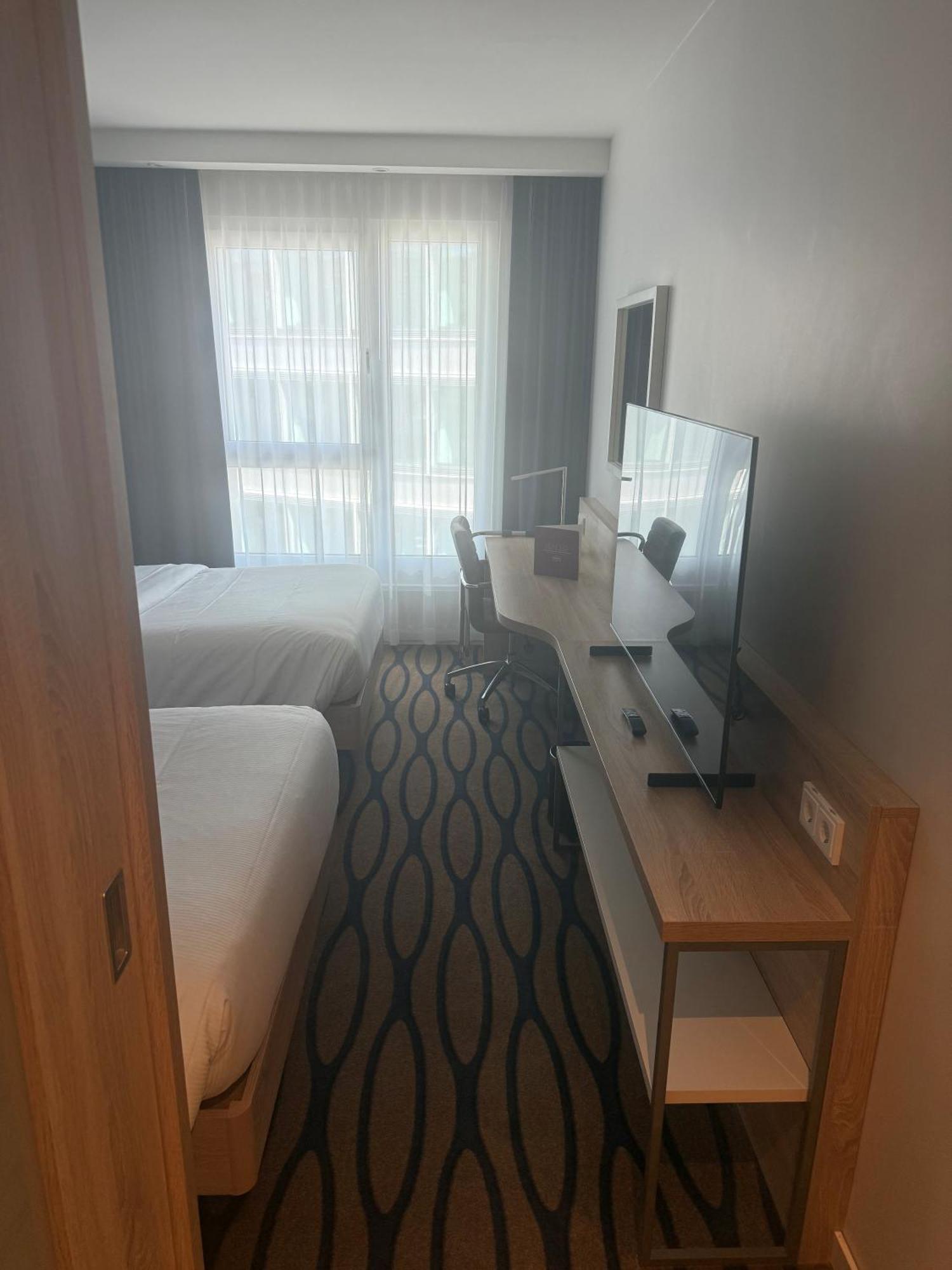 Hampton By Hilton Frankfurt Airport Hotel Frankfurt am Main